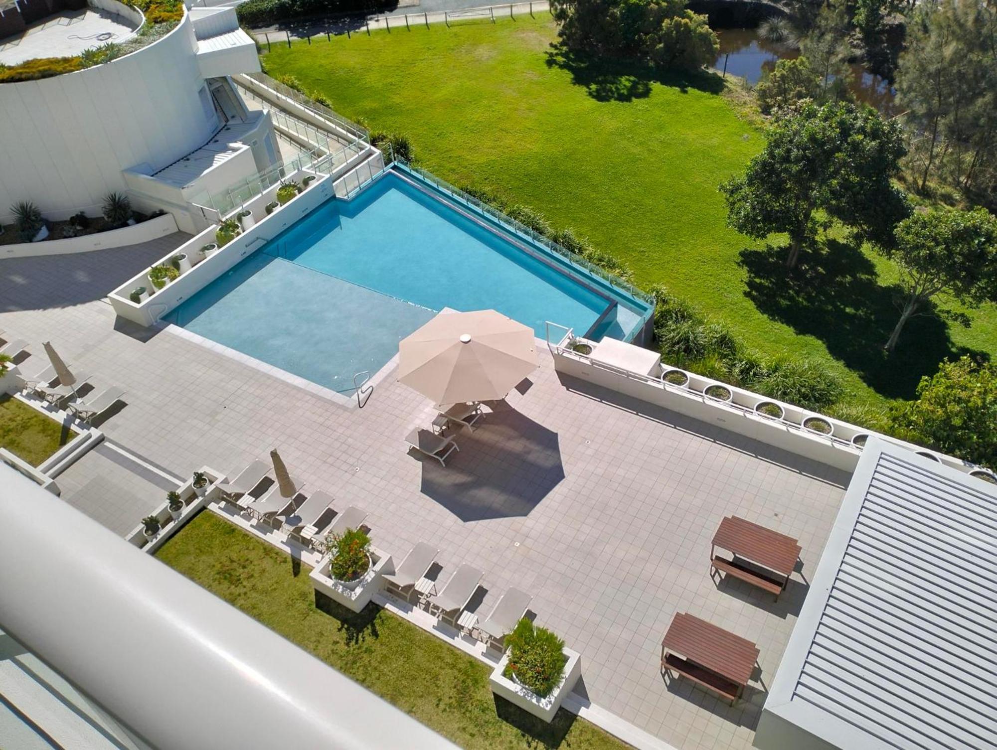 Kirra Surf Apartments Gold Coast Esterno foto