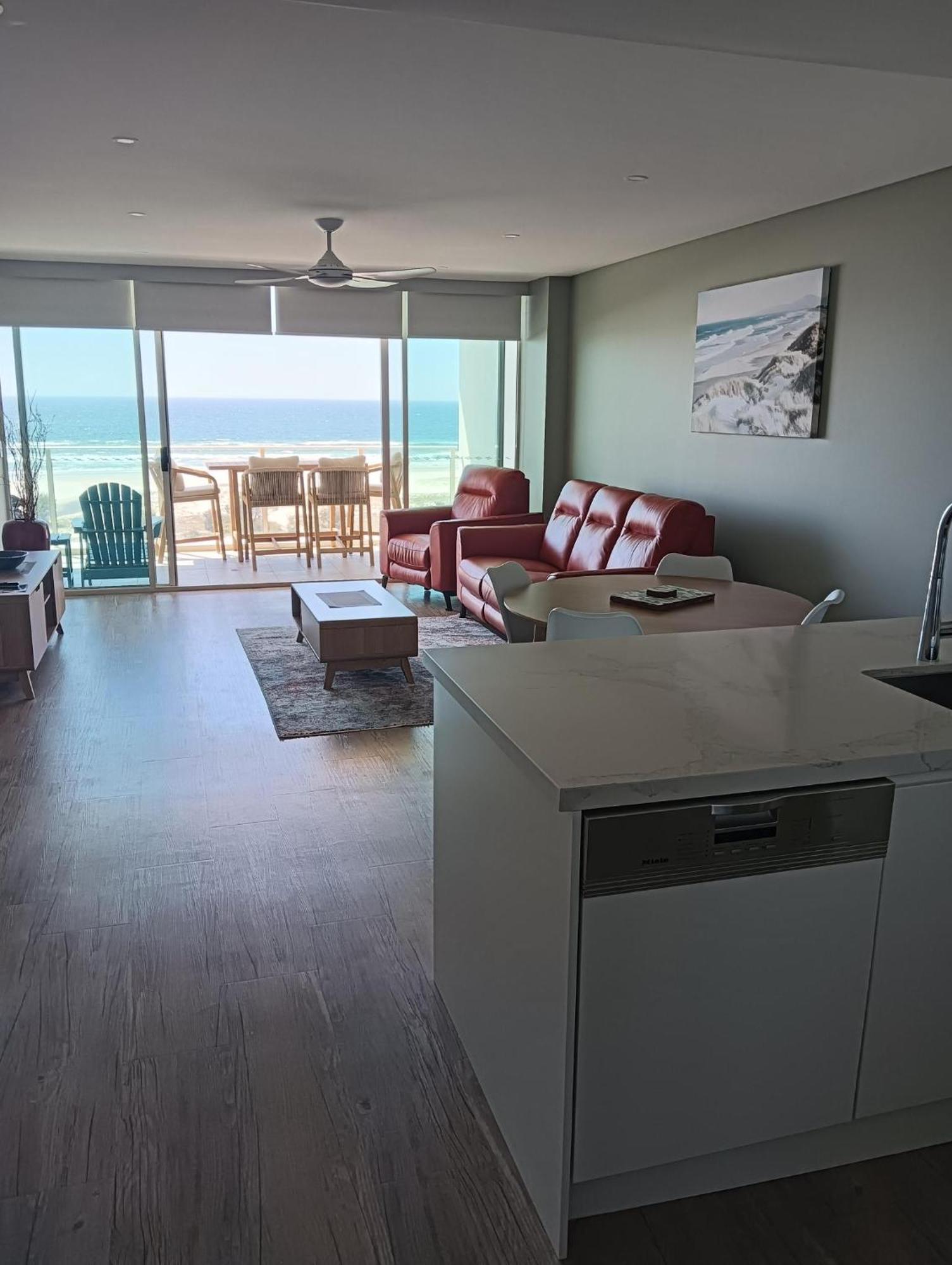 Kirra Surf Apartments Gold Coast Esterno foto